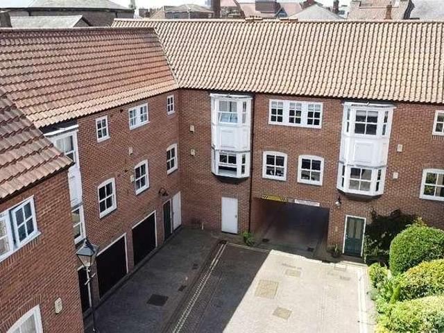 2 bed flat to rent