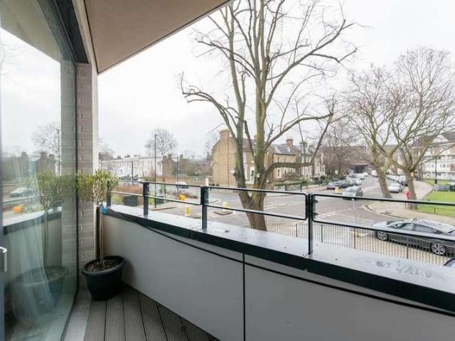 2 bed flat to rent