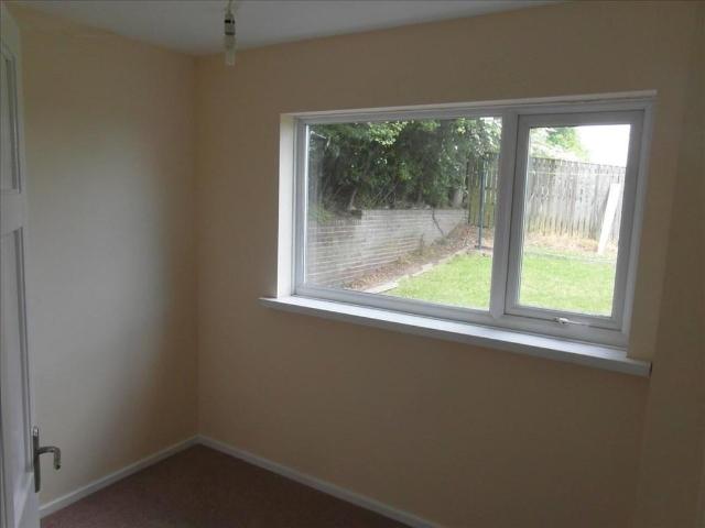 2 bed flat to rent