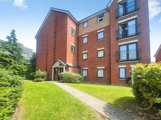 2 bed flat to rent