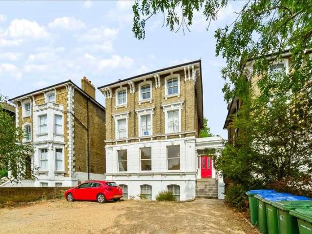 2 bed flat to rent