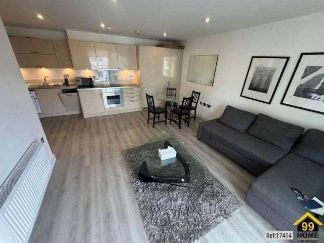 2 bed flat to rent
