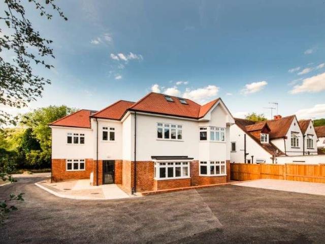 2 bed flat to rent