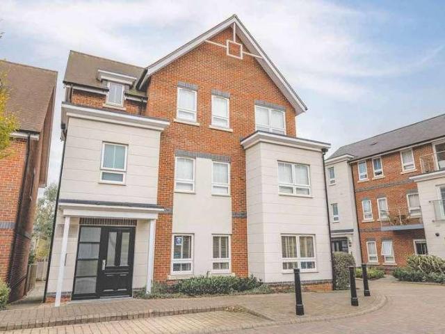 2 bed flat to rent