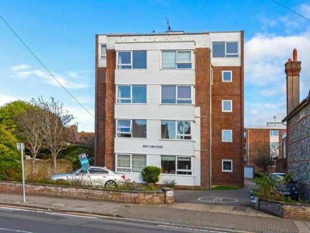 2 bed flat to rent