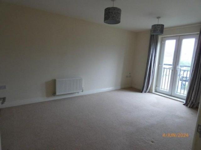 2 BED Flat To rent
