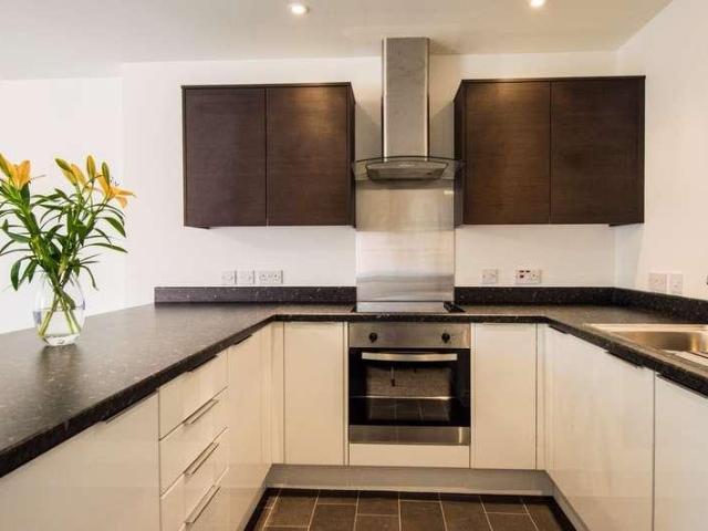 2 bed flat to rent