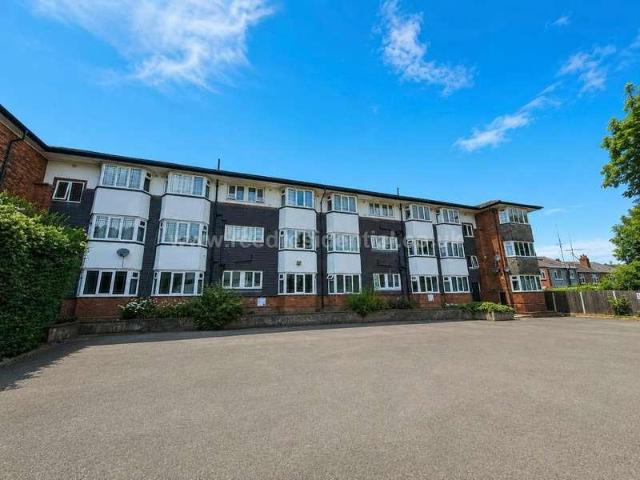 2 bed flat to rent