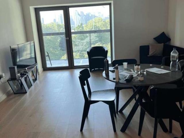 2 bed flat to rent