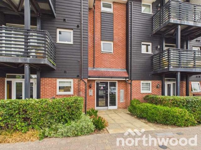 2 bed flat to rent