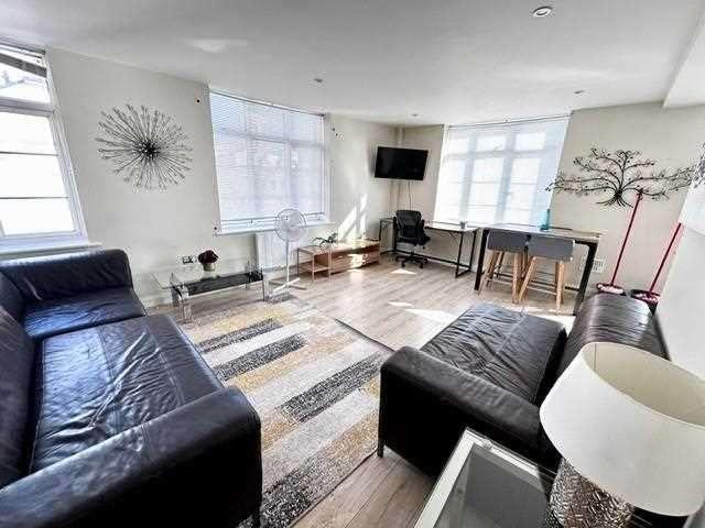 2 bed flat to rent