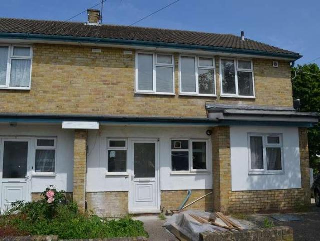 2 bed flat to rent