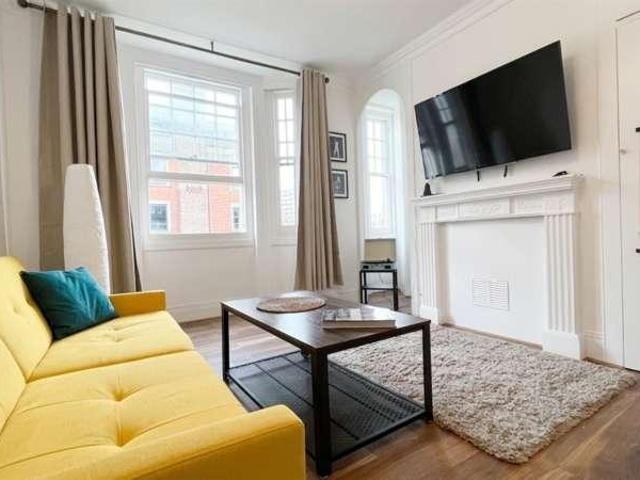 2 bed flat to rent