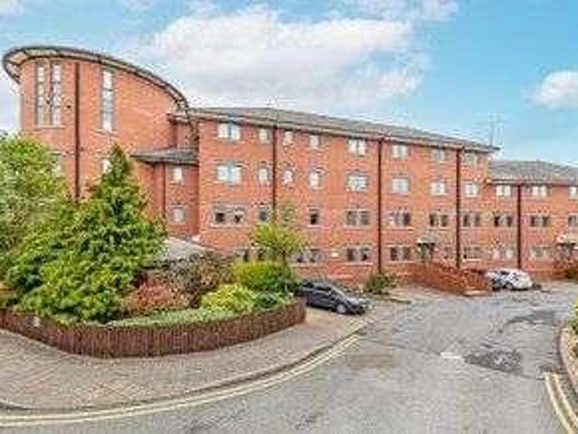 2 bed flat to rent