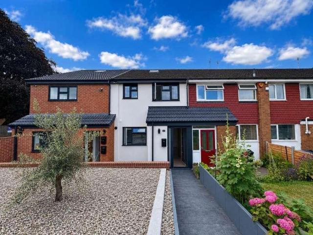 2 bed flat to rent