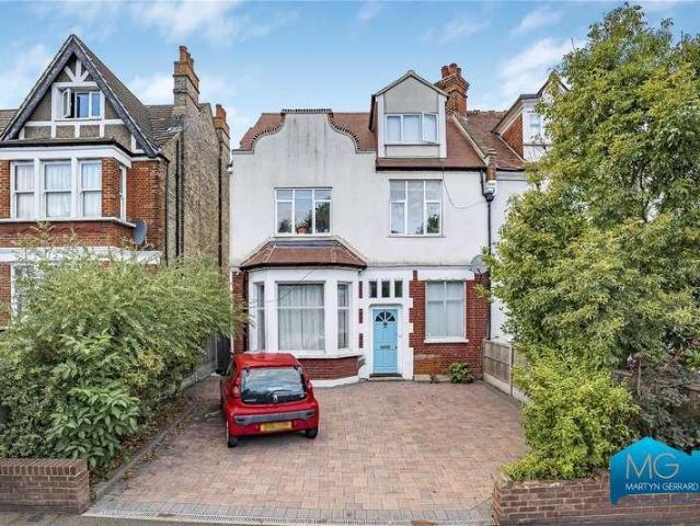 2 bed flat to rent