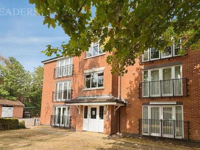 2 bed flat to rent