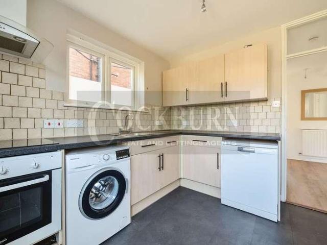 2 bed flat to rent