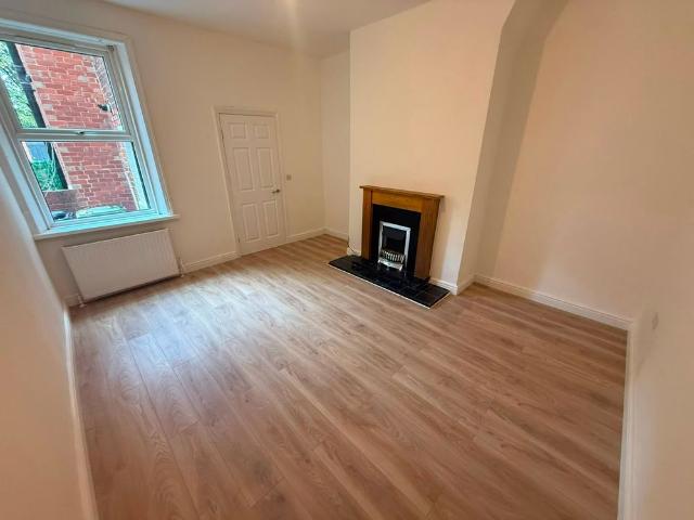 2 bed flat to rent in Gosforth Terrace, Gateshead