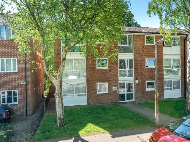 2 bed flat to rent in Datchet Close, Hemel Hempstead, HP2 | Squire Estates Estate Agents Hemel Hempstead