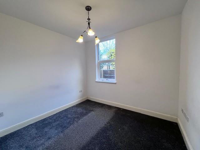 2 bed flat to rent in Derby Road, Long Eaton, NG10 4BJ