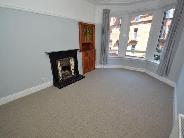 2 bed flat to rent in Edgemont Street, Glasgow, G41