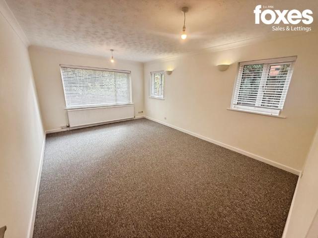 2 bed flat to rent in Flat 2, 2 Stirling Road