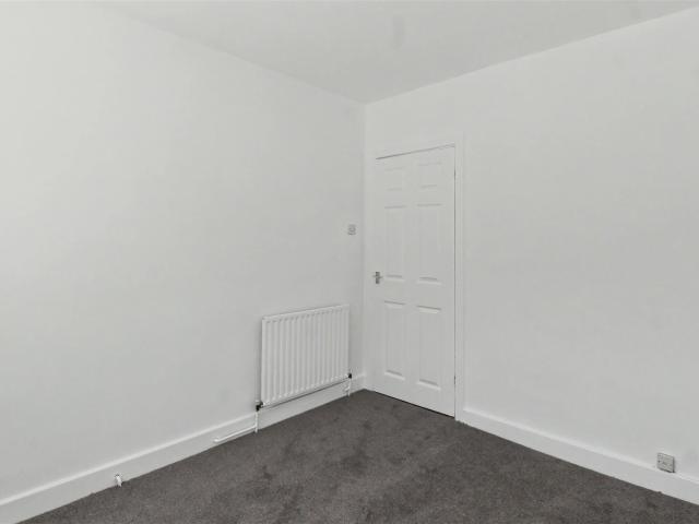 2 bed flat to rent in Serina Court, Beeston, Nottingham, NG9 2GR