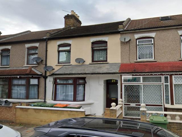 2 bed flat to rent in st dunstans road, forest gate, e7
