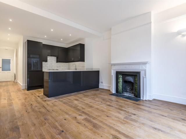 2 bed flat to rent in Palmers Road, East Sheen, SW14 | James Anderson