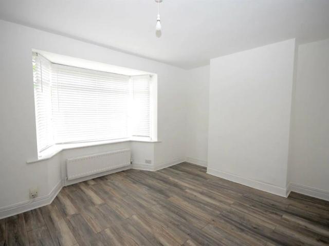 2 bed flat to rent in Ridley Gardens, Swalwell, NE16