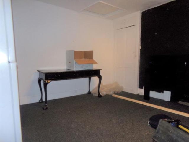2 bed flat to rent in Widmore Road, Bromley, BR1