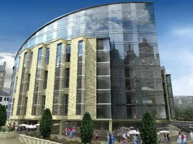 2 bed flat to rent in The Gatehaus, Leeds Road, BD1