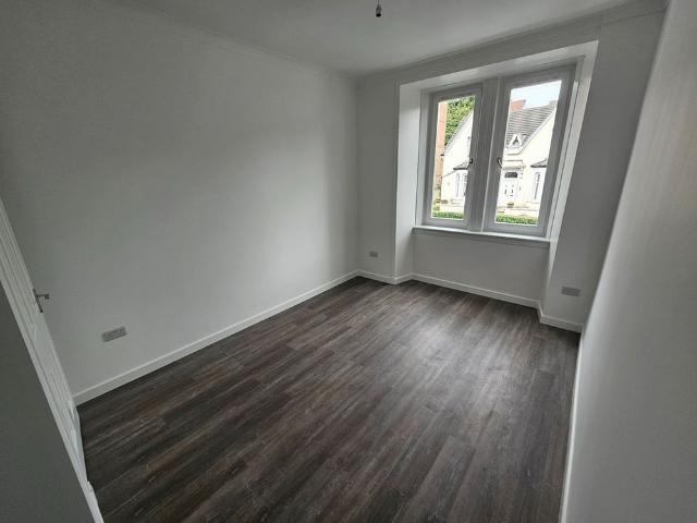 2 Bed Flat, Tollcross Road, G31