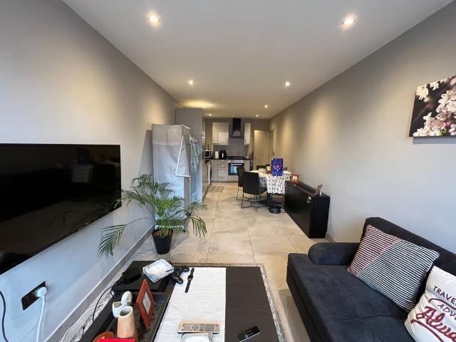 2 Bed Flat, Trafalgar House, LS1