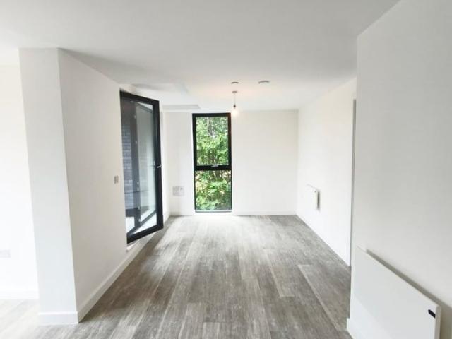 2 Bed Flat, Urban Green, M16