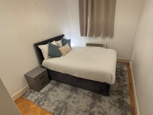 2 Bed Flat, Vancouver House, SE16
