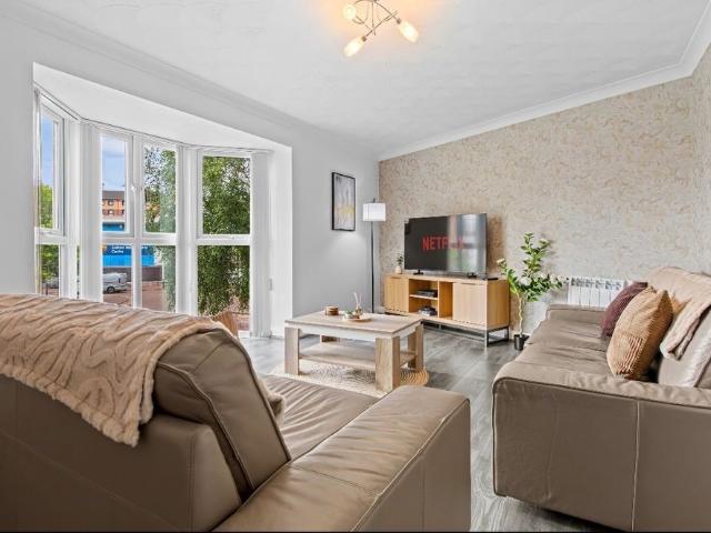 2 Bed Flat, Vancouver Quay, M50