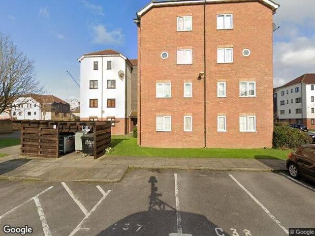 2 Bed Flat, Vicars Bridge Close, HA0