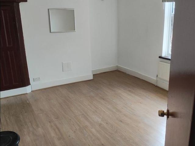 2 Bed Flat, Victoria Avenue, NG2