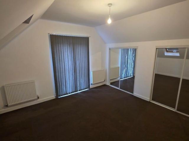 2 Bed Flat, Waterloo Road, SO15