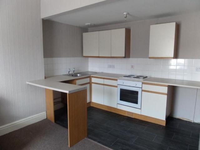 2 Bed Flat, Woodchurch Road, CH42
