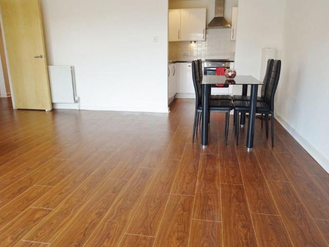 2 Bed Flat