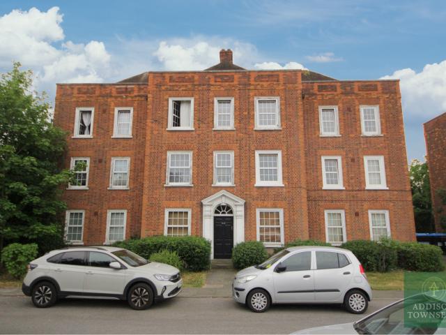 2 bed flat