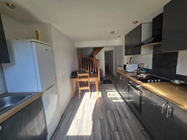2 bed flat