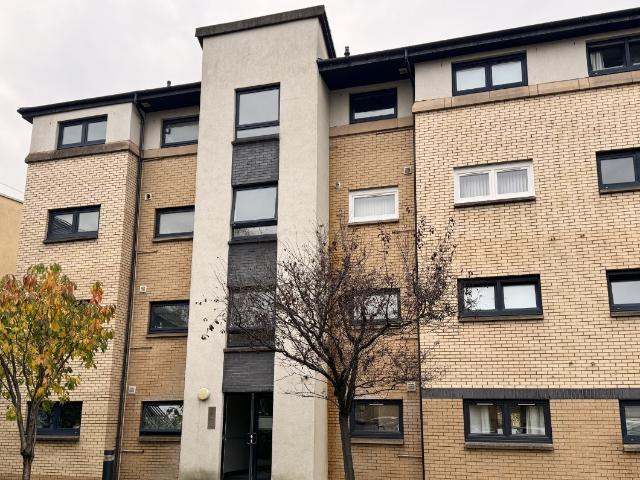 2 Bed, Flat