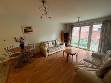 2 bed Flat/Apartment Flat for Rent