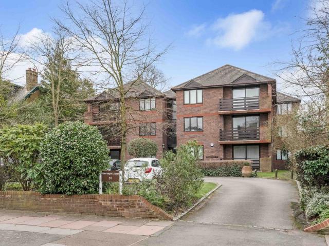 2 bed Ground Floor Flat to Let for rent in Beckenham