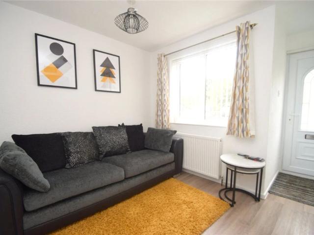 2 bed ground floor flat to rent in Caburn Close, Scarborough, North Yorkshire, YO12