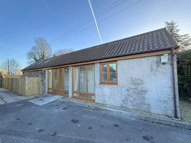 2 bed House To Let